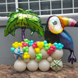 Palm tree & Toucan Balloon Tower