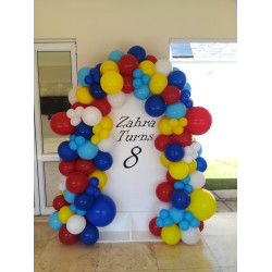 U-Shaped Garland