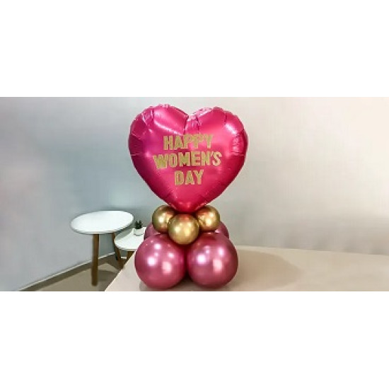 Heart Women's Day Centerpiece ( the herat might be a different shade of pink due to availability)