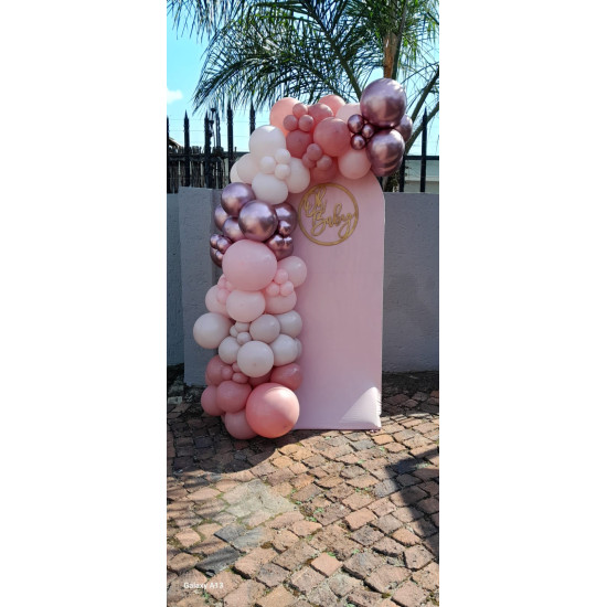 Garland with Color Stretchy Material Backdrop